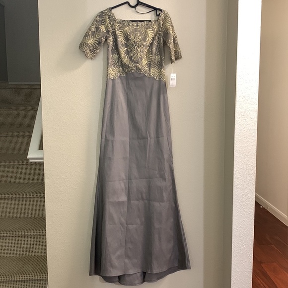 NWT TADASHI SHOJ WINSTON OFF-THE.
SHOULDER TAFFETA GOWN - Picture 12 of 16